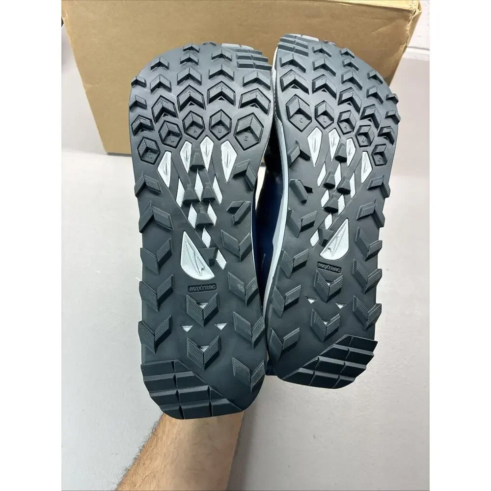 New Altra Men's Lone Peak 8 Wide ToeTrail Running Size 11 Blue Black With Box